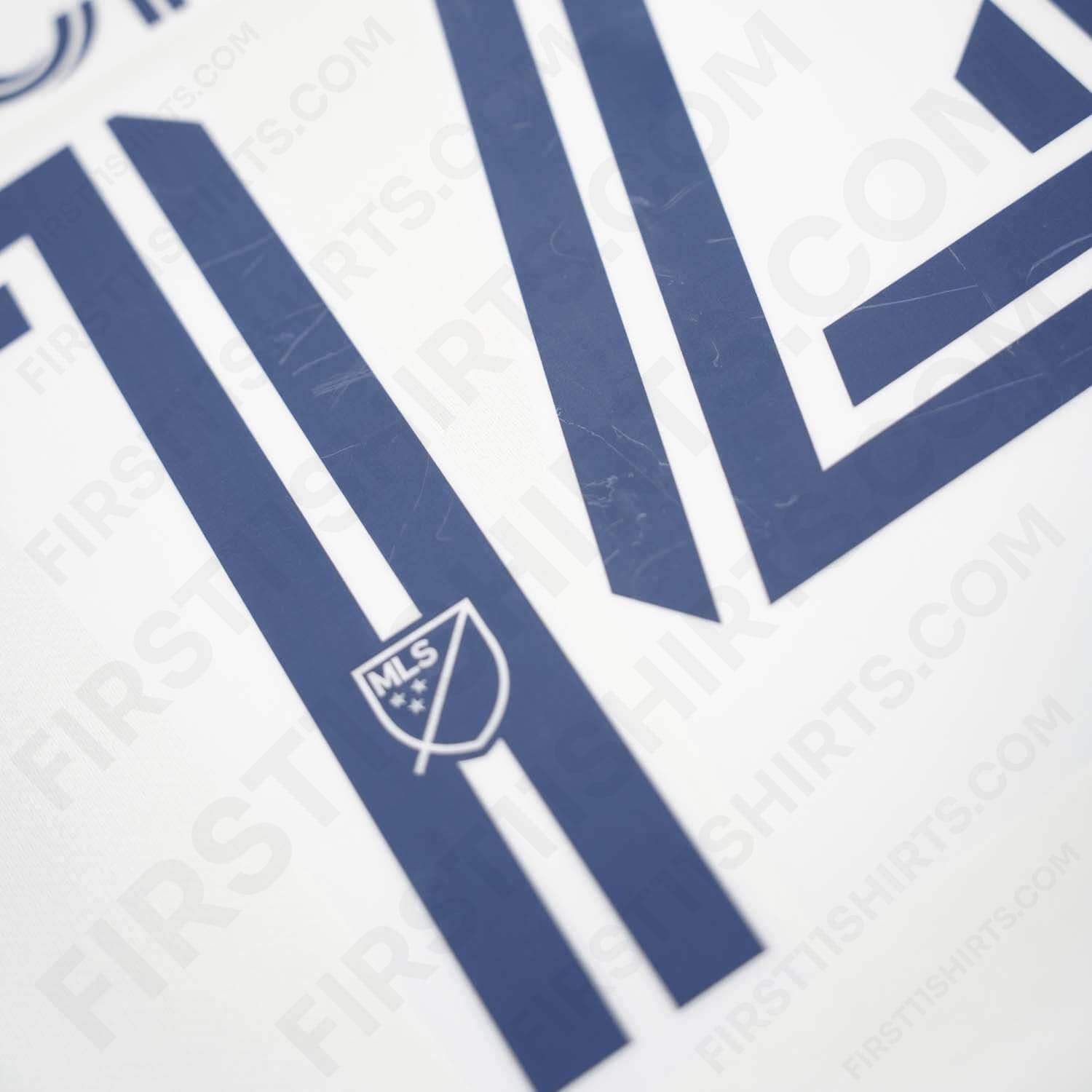 2021 - 2023 La Galaxy Home Name Set Chicharito 14 (Repro)