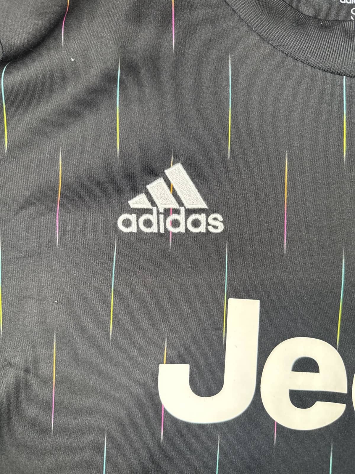 2021/22 Juventus Ronaldo #7 Away Shirt (S)