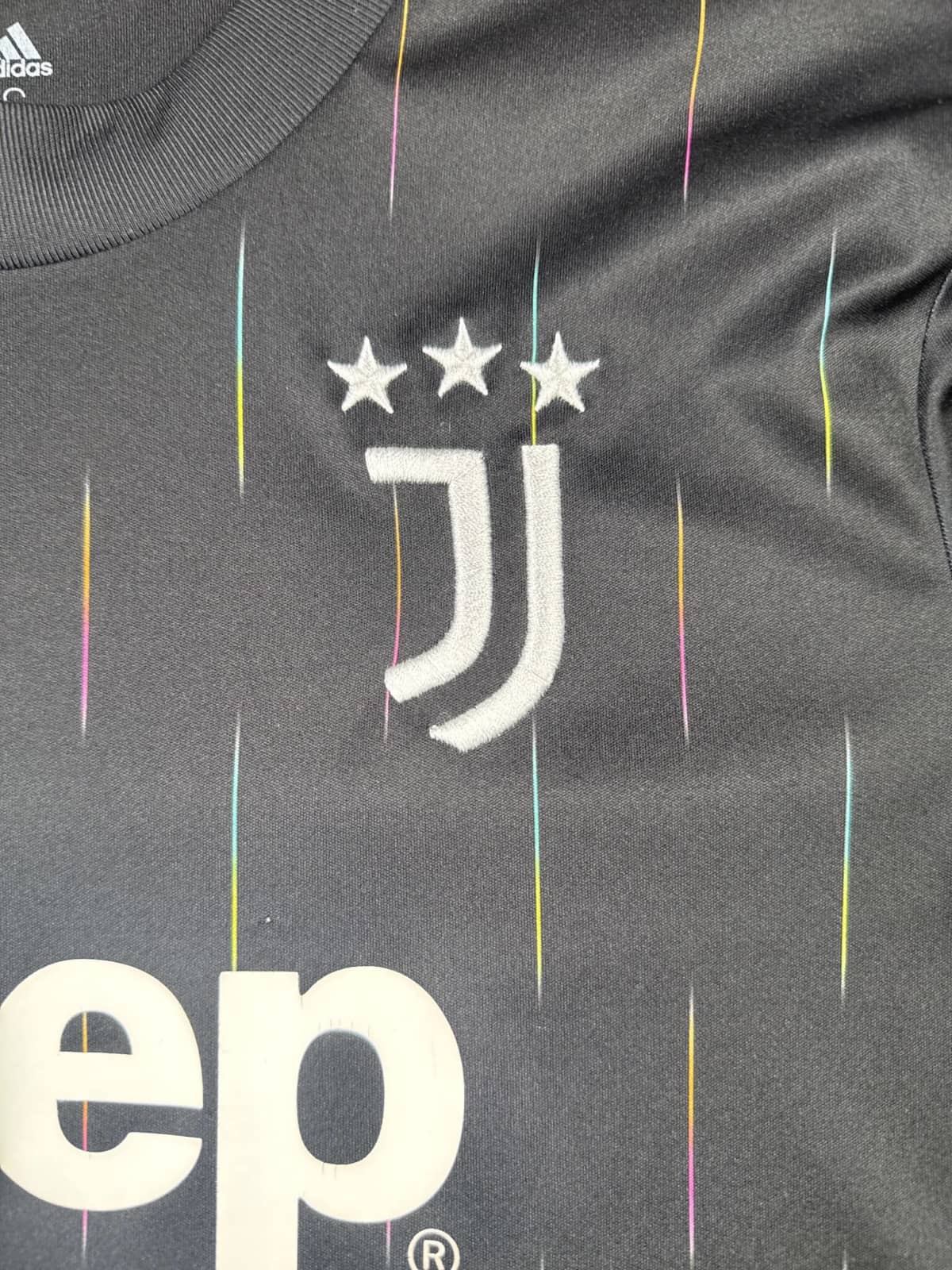 2021/22 Juventus Ronaldo #7 Away Shirt (S)