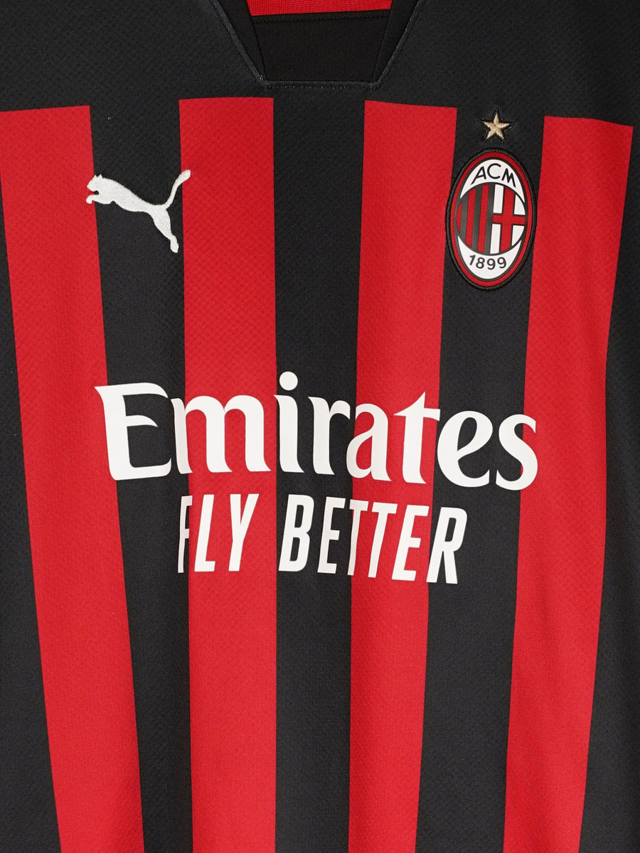 2022/23 AC Milan Ibrahimovic #11 Home Shirt (M)