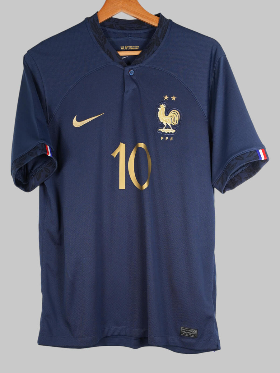 2022/23 France Mbappe #10 Home Shirt (M)