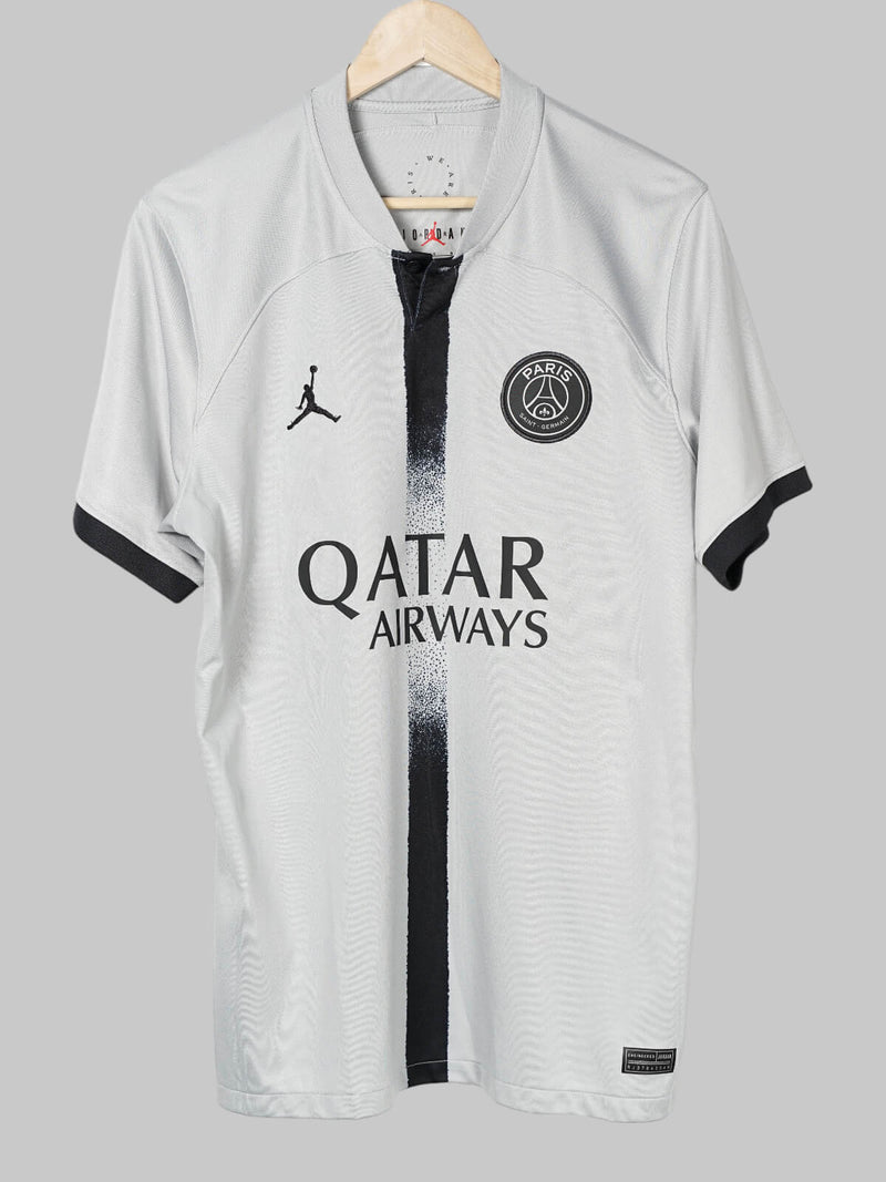 2022/23 PSG Mbappe #7 Away Shirt (L)