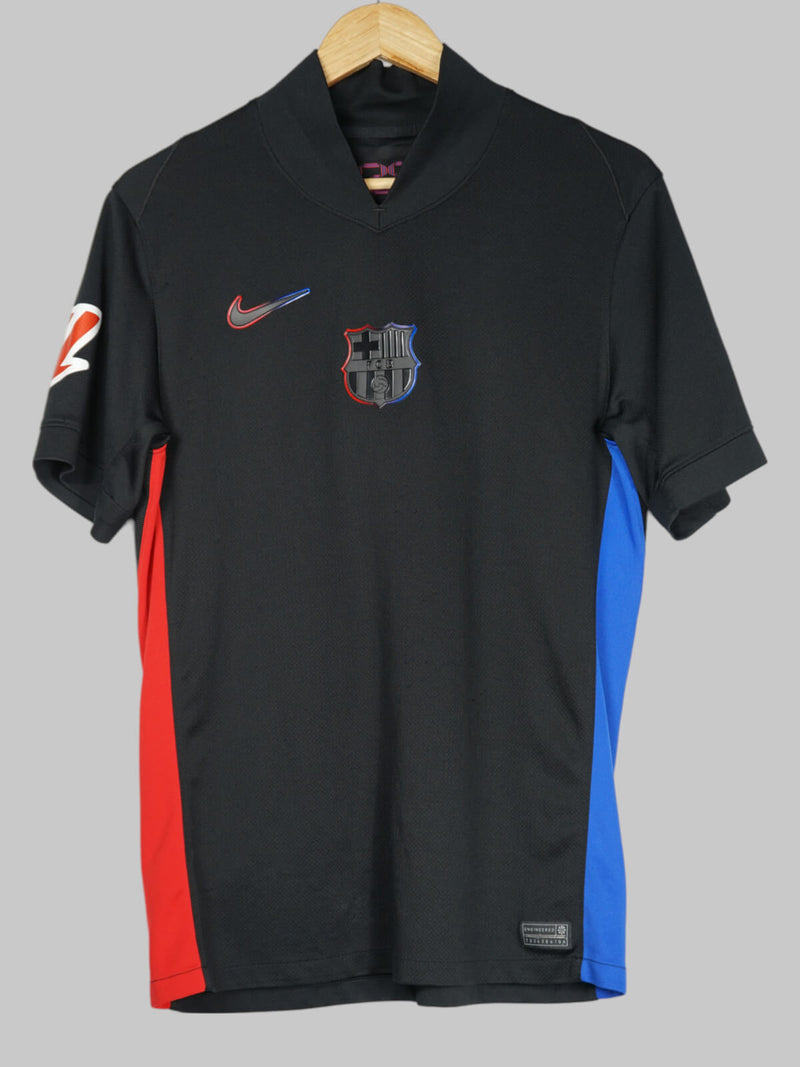 2024/25 Barcelona Raphina #11 Away Shirt (M)