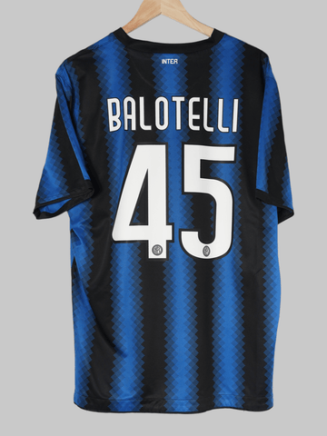 2010/11 Inter Milan Balotelli #45 Home Shirt (XL)