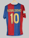 2006/07 Barcelona Ronaldinho #10 Home Shirt (M) Nike