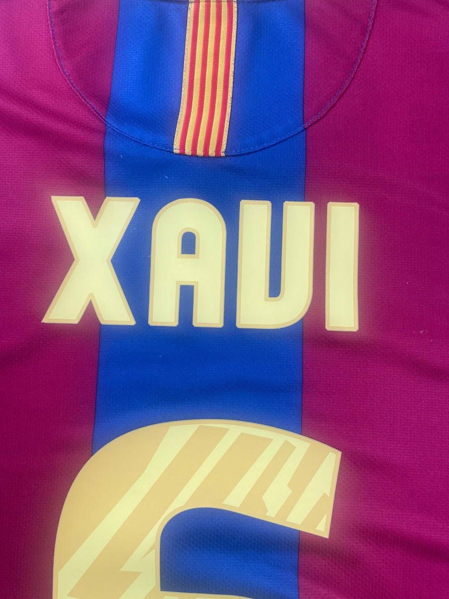 2010/11 Barcelona Xavi #6 Home Shirt (XL)