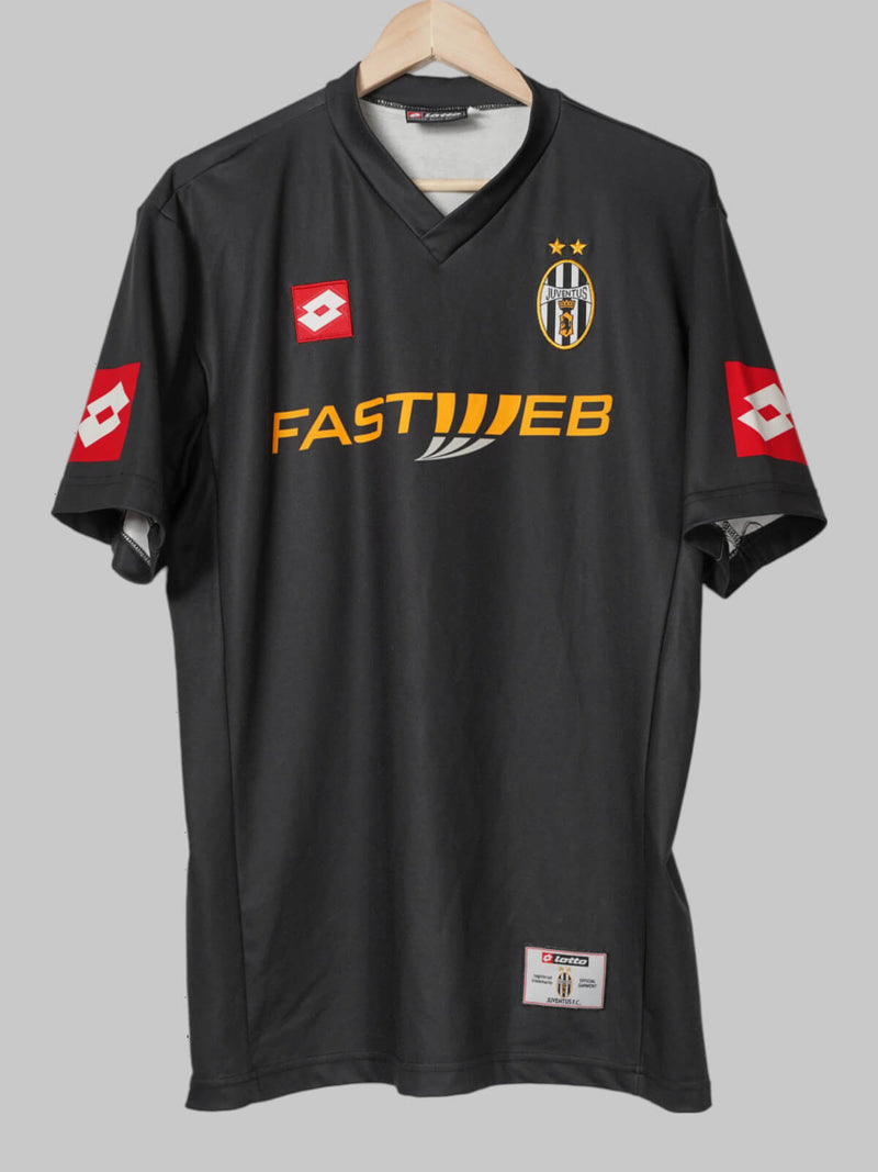 2001/02 Juventus Davids #26 Away Shirt (XL)
