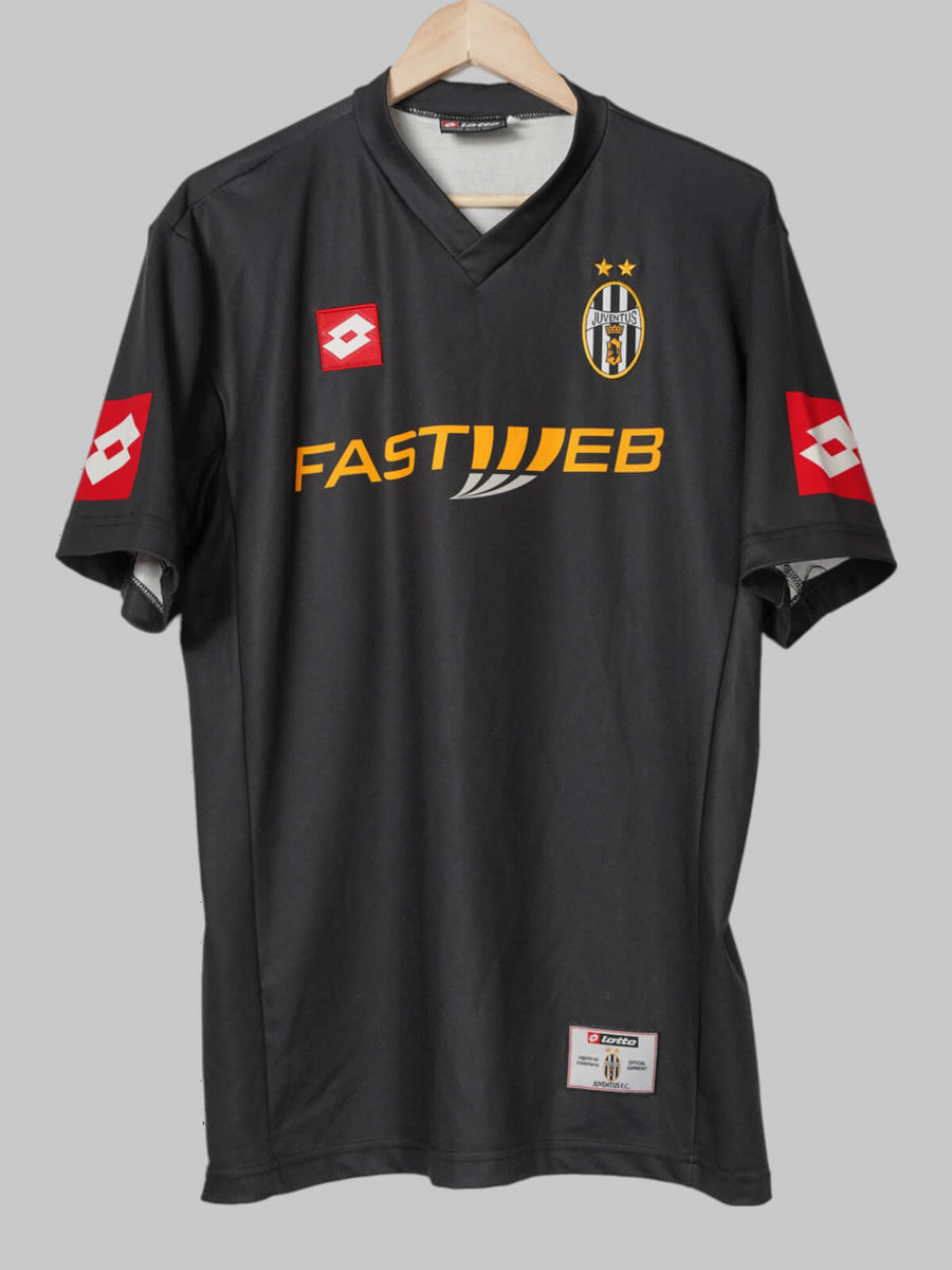 2001/02 Juventus Davids #26 Away Shirt (XL)