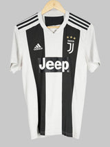 2018/19 Juventus Ronaldo #7 Home Shirt (M)