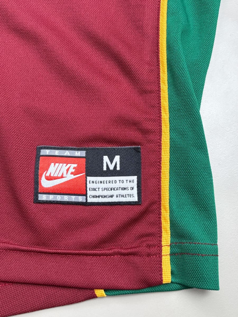 1997/98 Portugal Figo #7 Home Shirt (M)