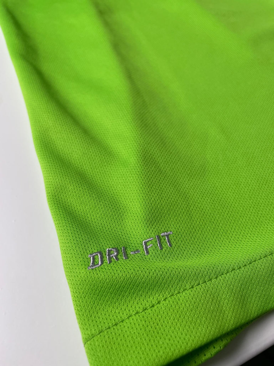 2016/17 Wolfsburg Osimhen #18 Home Shirt (XL)