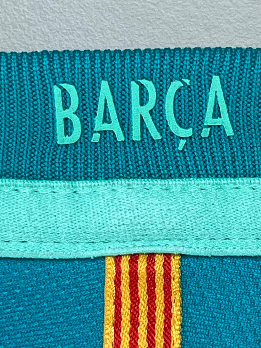 2016/17 Barcelona Neymar Jr #11 Third Shirt (M)