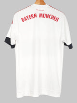 2015/16 FC Bayern München Away Shirt (M)