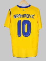 2006/7 Sweden Ibrahimovic #10 Home Shirt (L) Umbro