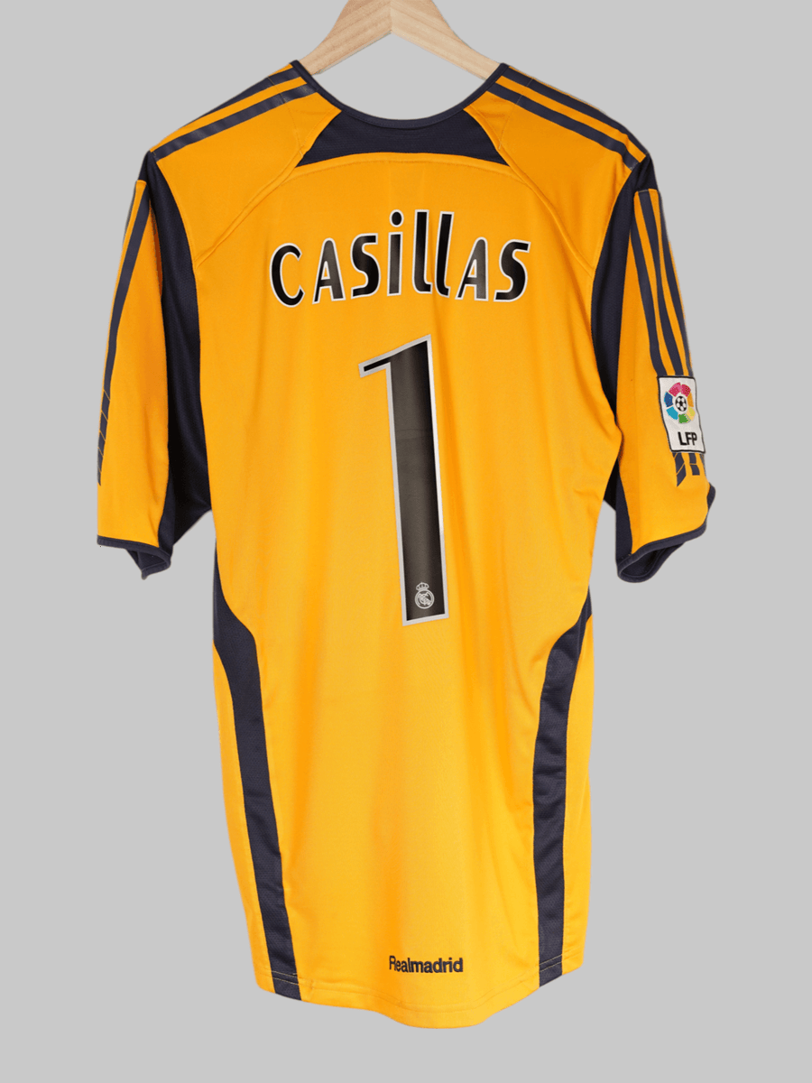 2005/06 Real Madrid Casillas #1 Keeper Shirt (M)