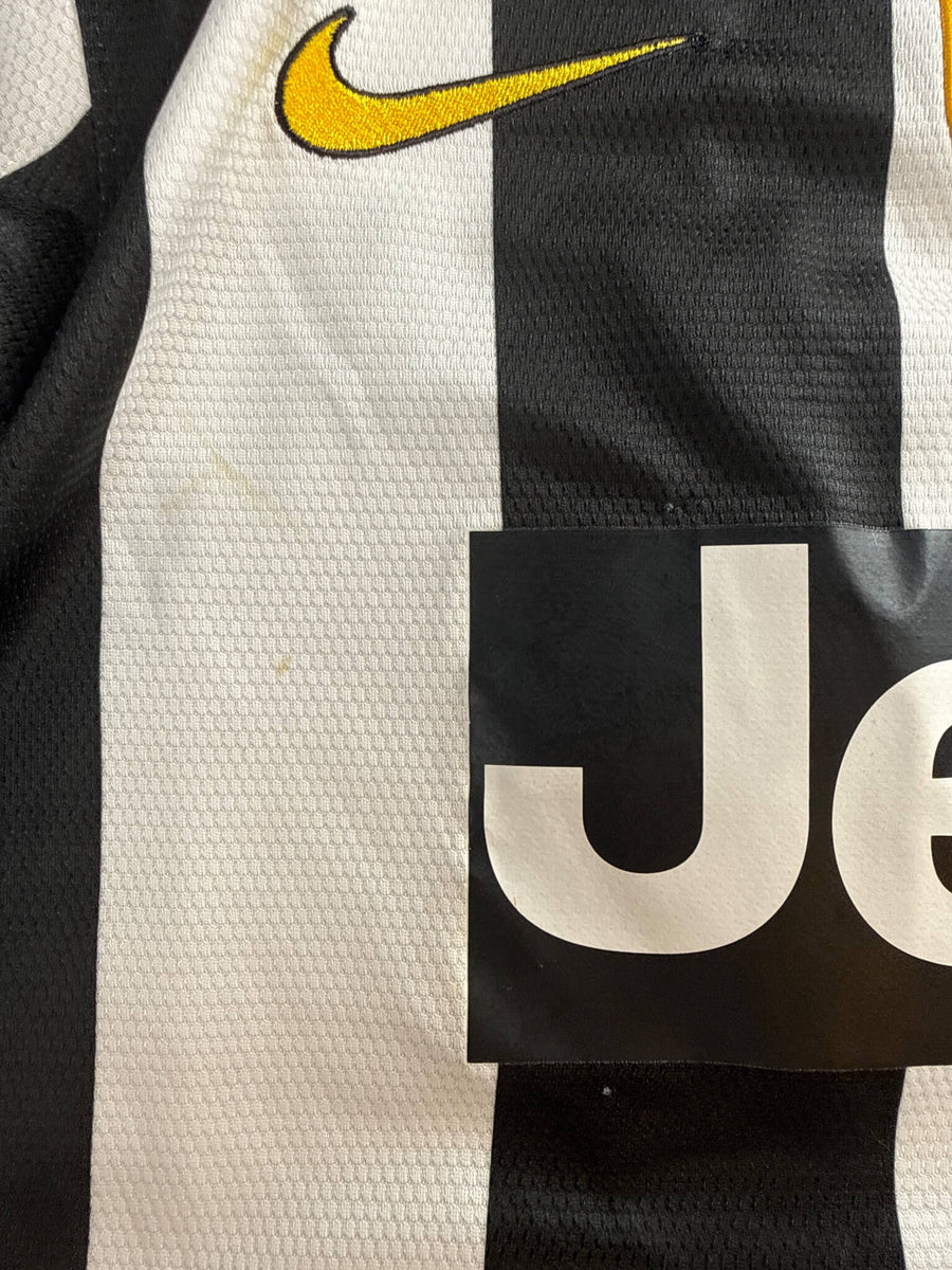 2012/13 Juventus Home Shirt Signed Vidal #23 (M)