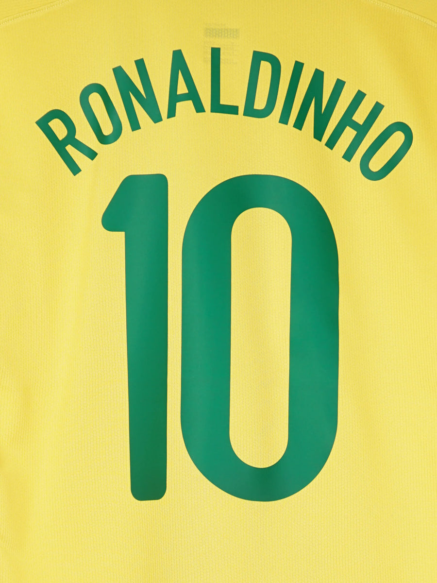 2008/9 Brazil Ronaldinho #10 Home Shirt (M)
