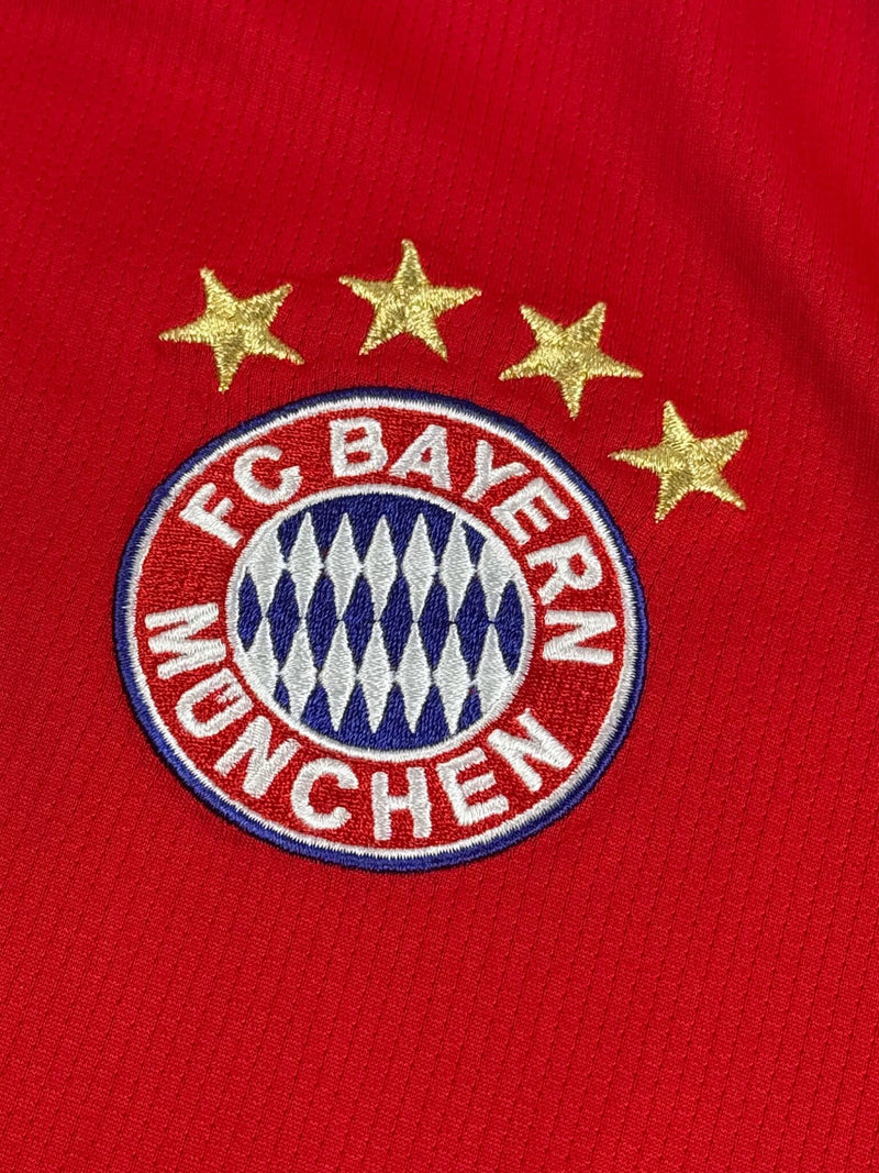 Bayern Munich Home Shirt 2015/16 Lewandowski #9 (L)