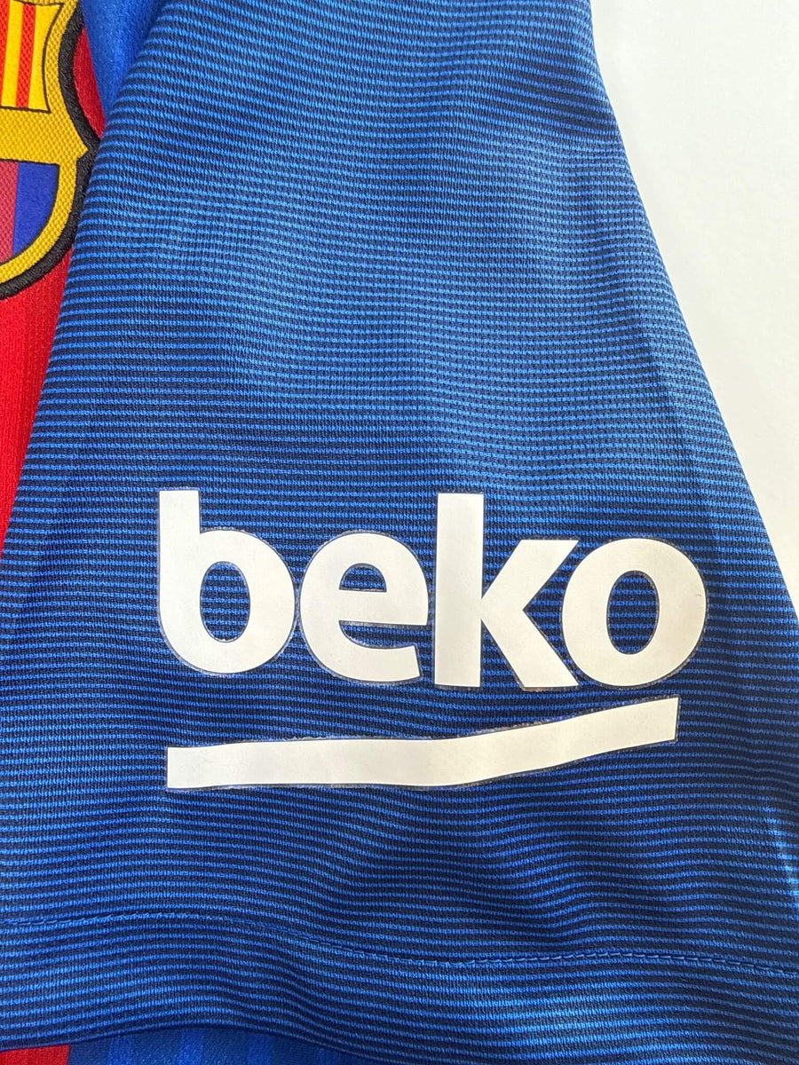 2016/17 Barcelona Messi #10 Home Shirt BNWT (M)