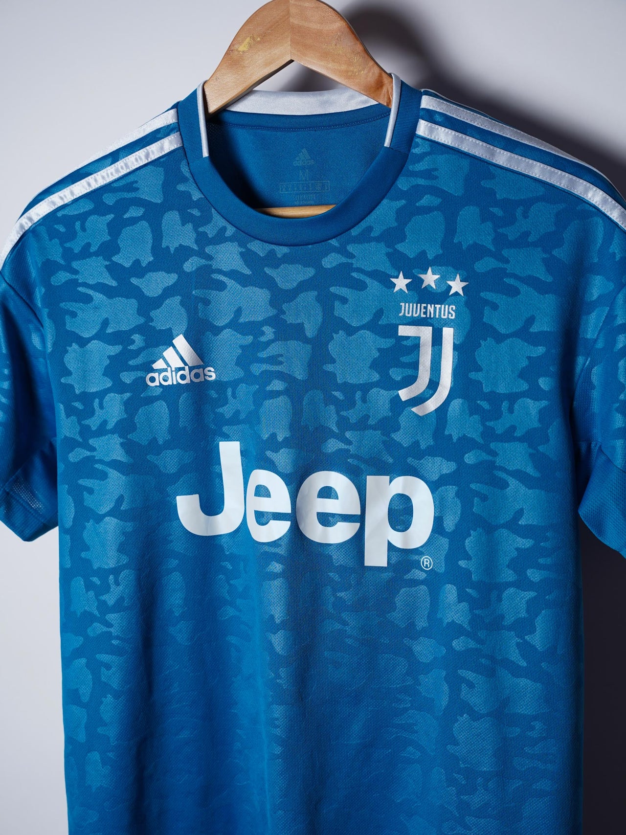 Juventus Third Shirt 2019/20 (M)