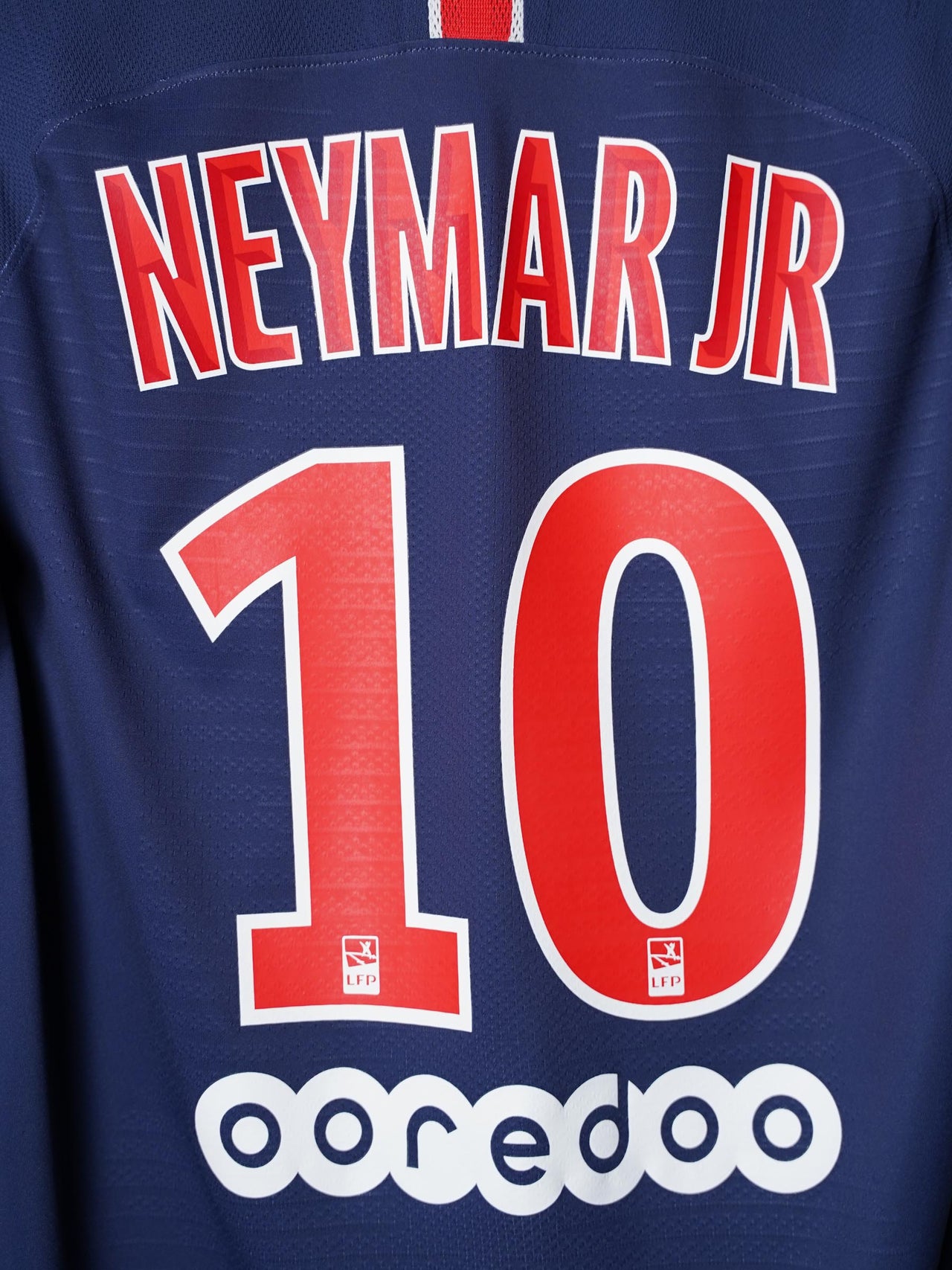 PSG Home Shirt 2018/19 Neymar #10 Player Issue (M)