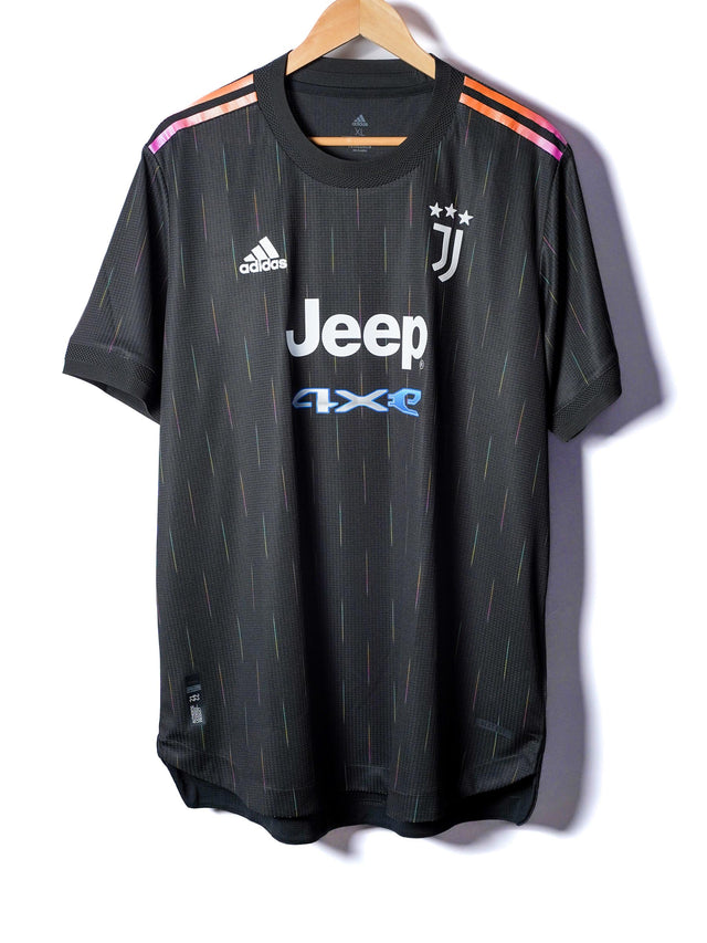 Juventus Away Shirt Player Issue 2021/22 (XL)