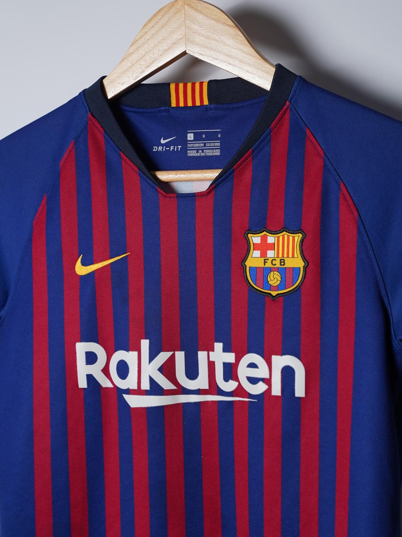 FC Barcelona Home Shirt 2018/19 Rakitic #4 (L Kids)