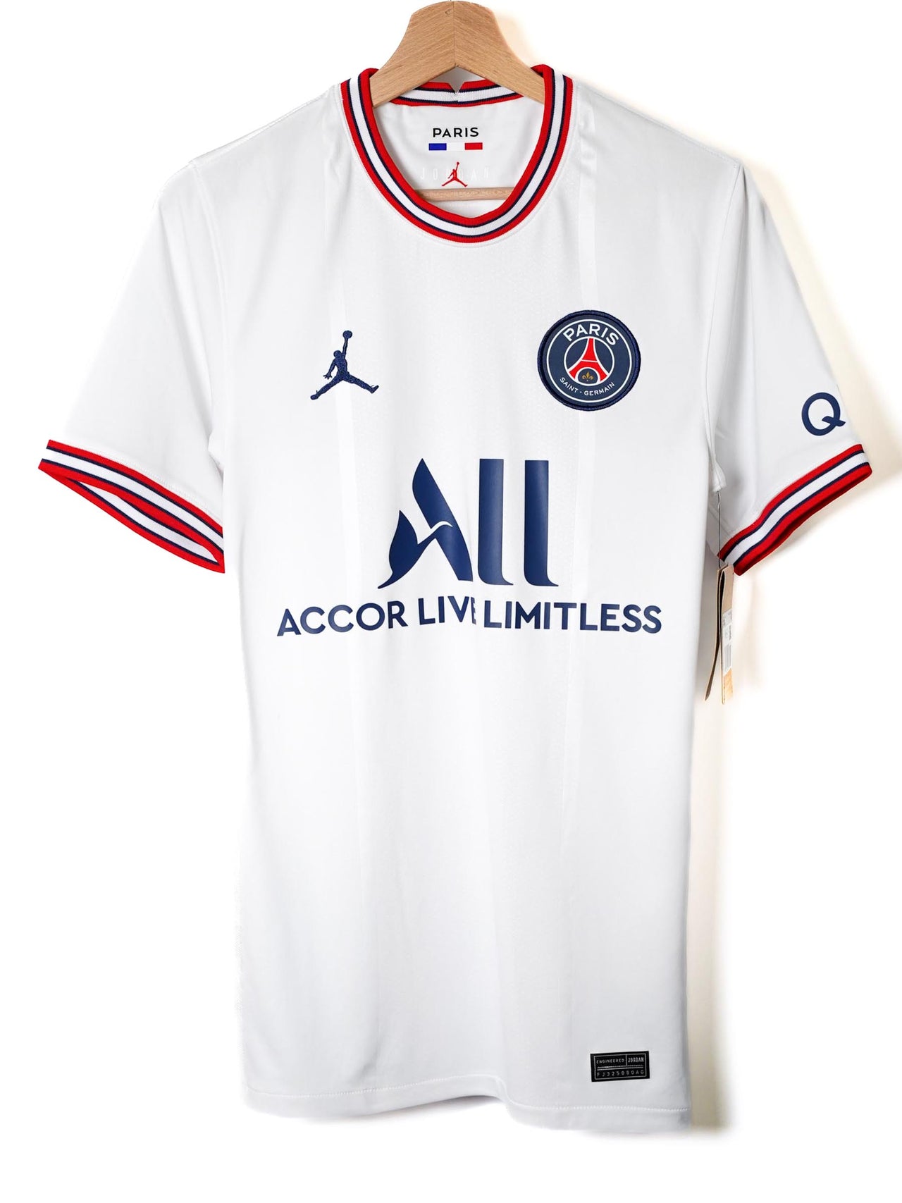 PSG Fourth Shirt 2021/22 Verratti #6 BNWT (XS)