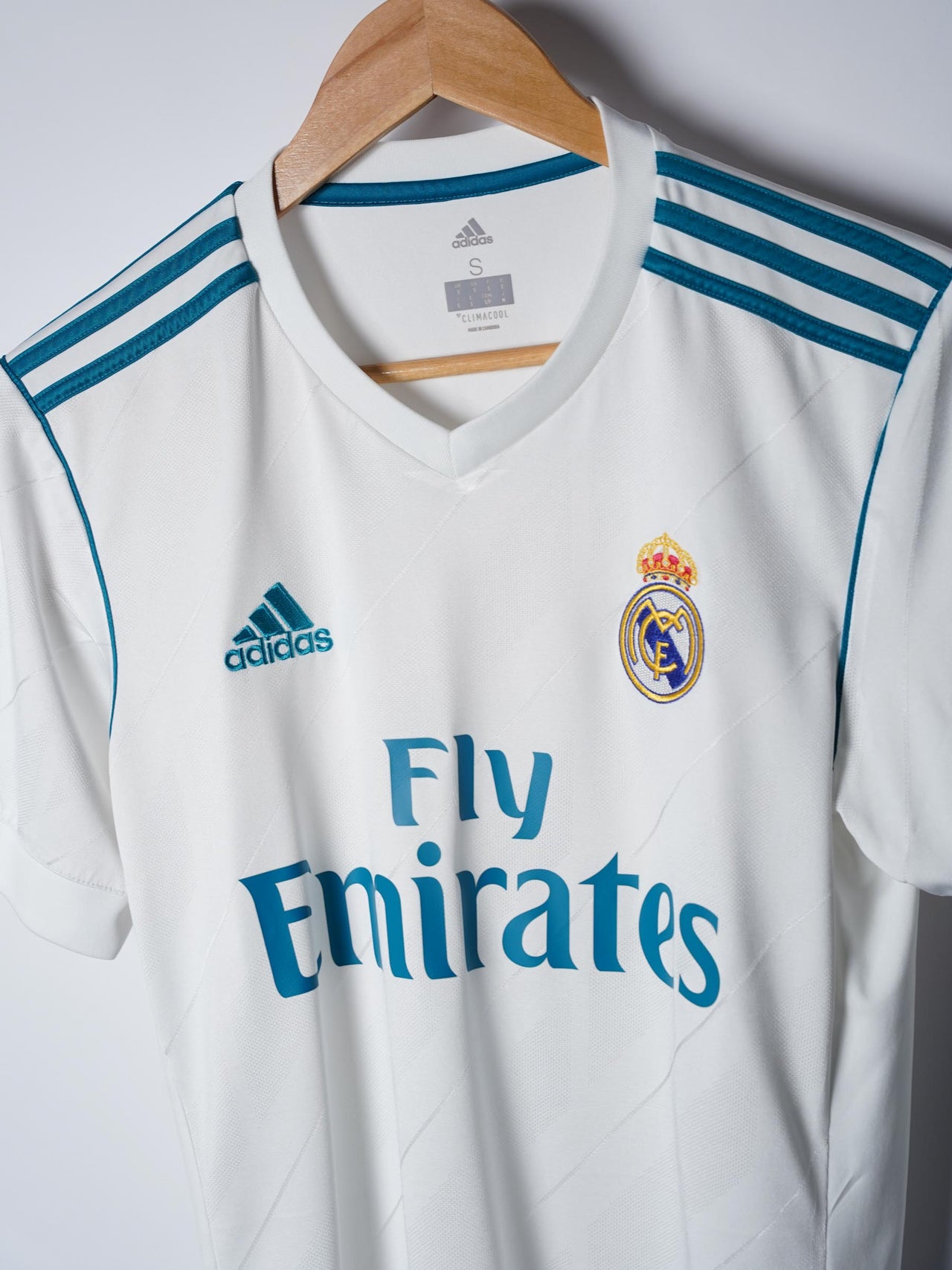 Real Madrid Home Shirt 2017/18 (S)