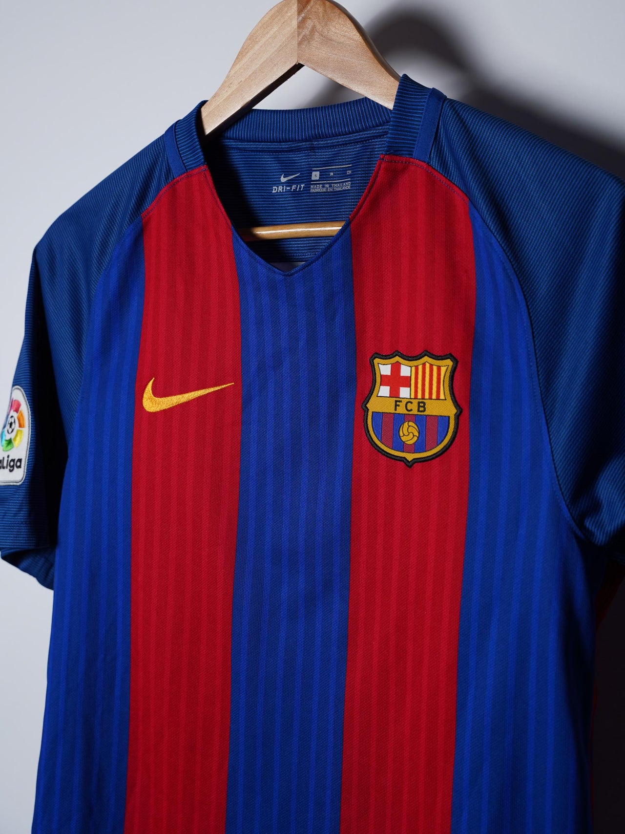 FC Barcelona Home Shirt 2016/17 Messi #10 (S)