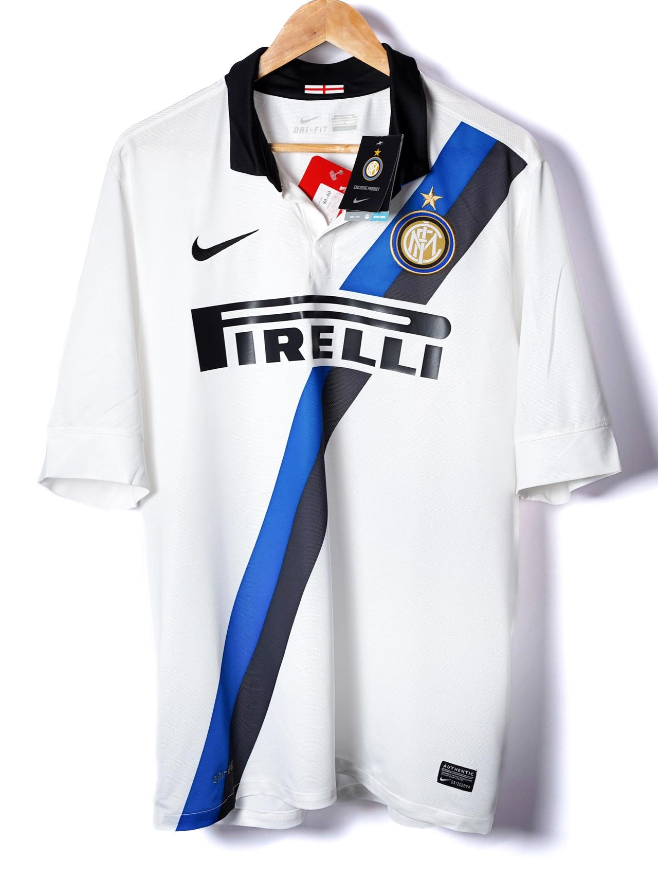 Inter Milan Away Shirt 2011/12 BNWT (L)