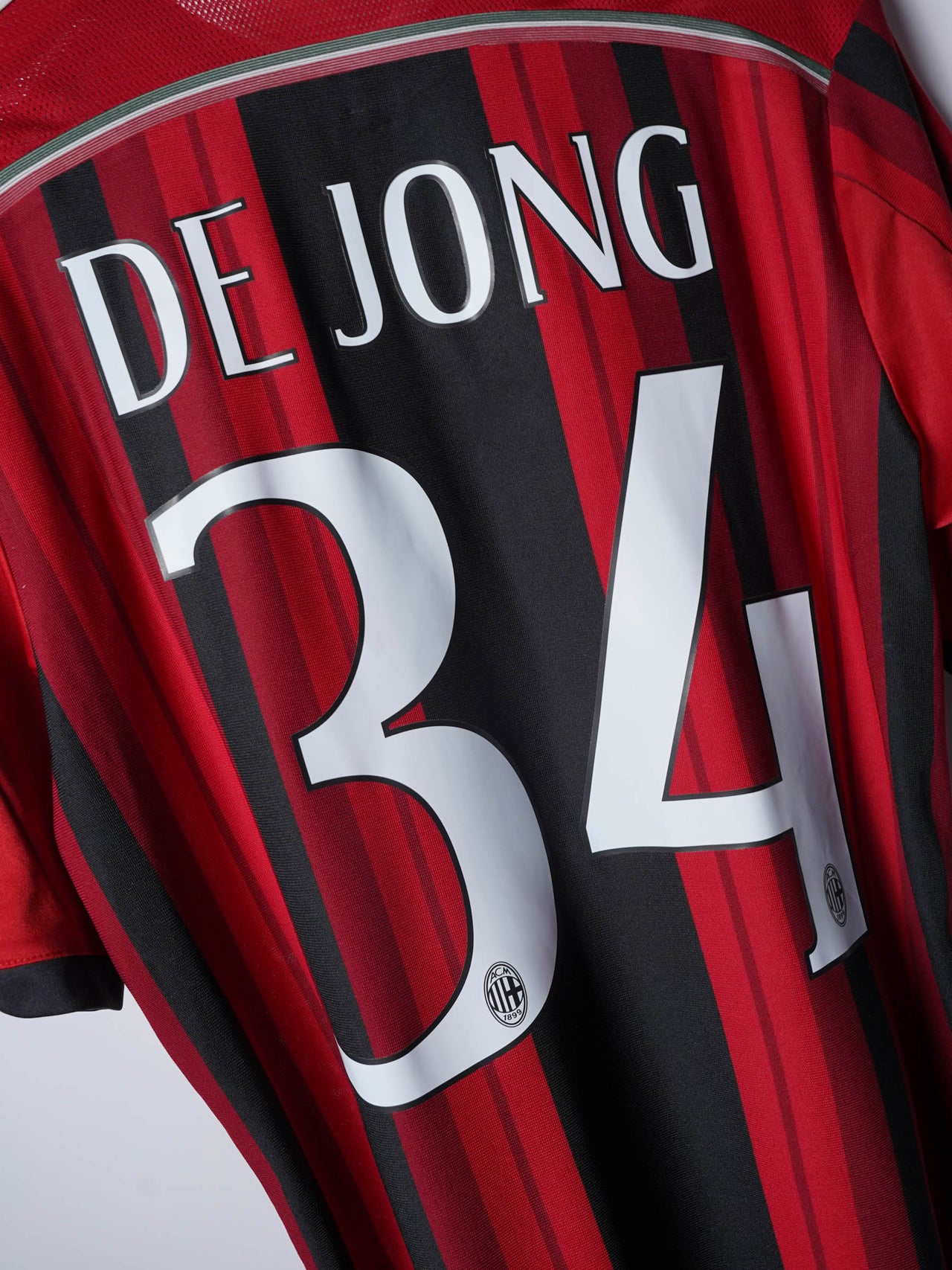 AC Milan 2014/15 Home Shirt De Jong #34 (M)