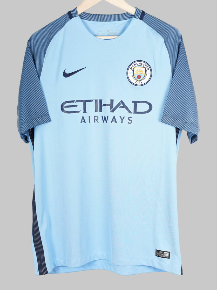 2016/17 Manchester City Kun Agüero #10 Home Shirt (L)