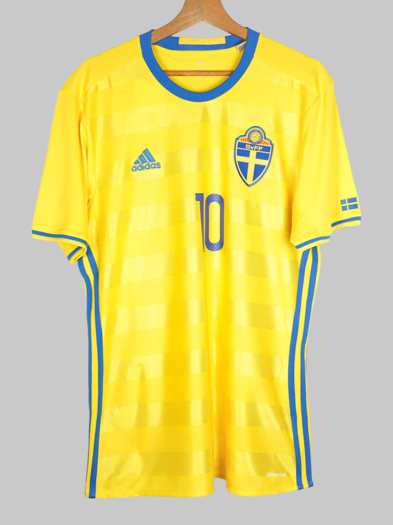 2016/17 Sweden Ibrahimovic #10 Home Shirt (L)