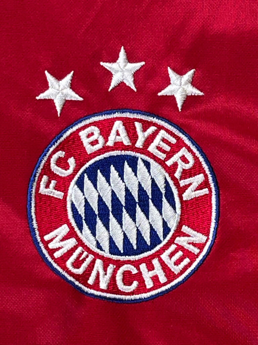 2004/5 Bayern Munich Makaay #10 Home Shirt (L)