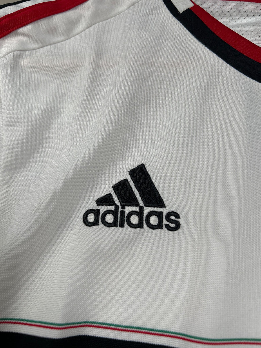 2012/13 AC Milan Balotelli #45 Away Shirt (S)