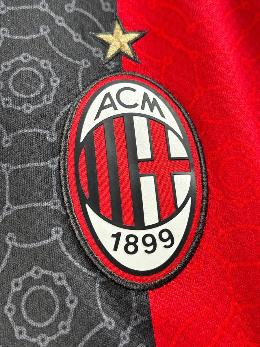 2020/21 AC Milan Ibrahimovic #11 Home Shirt (M)