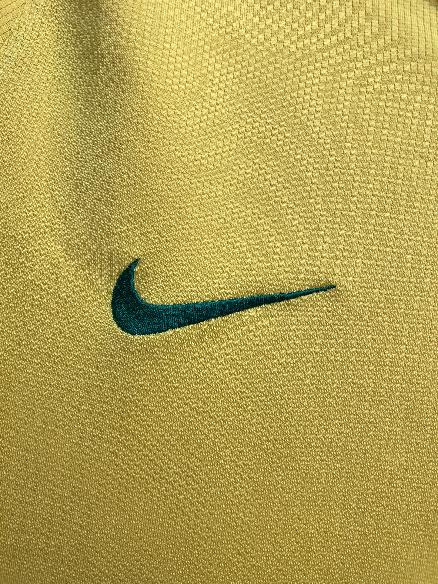 Brazil Home Shirt 2008/9 - size M Nike Logo