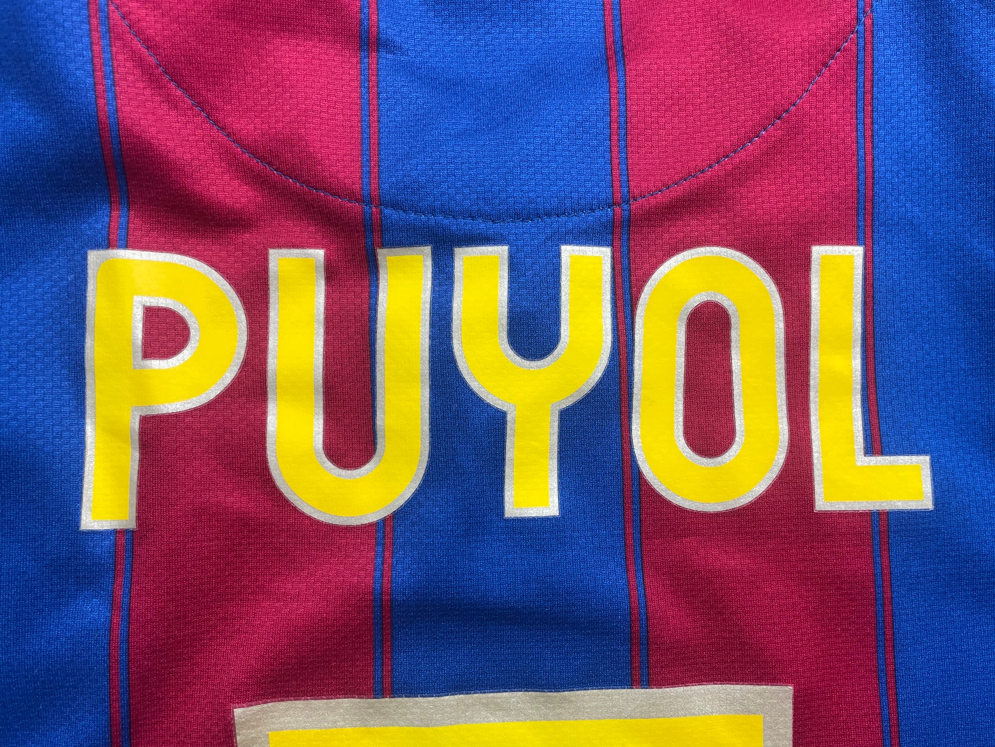 FC Barcelona Home Shirt 2009/10 Puyol #5 - 10/10