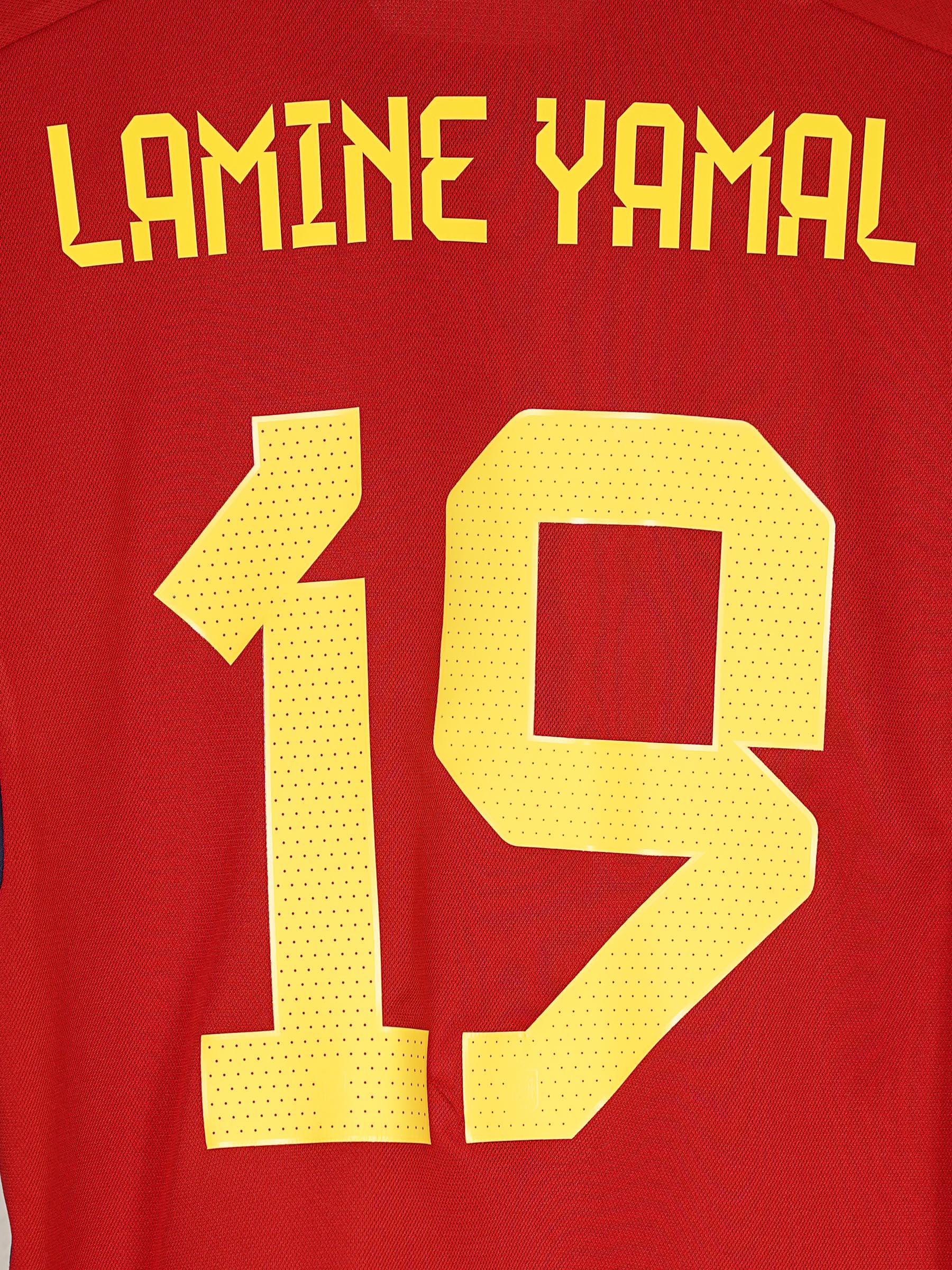 Spain Home Shirt 2022/23 Lamine Yamal #19 (M)