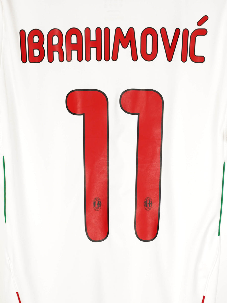 2011/12 AC Milan Ibrahimovic #11 Away Shirt (M)