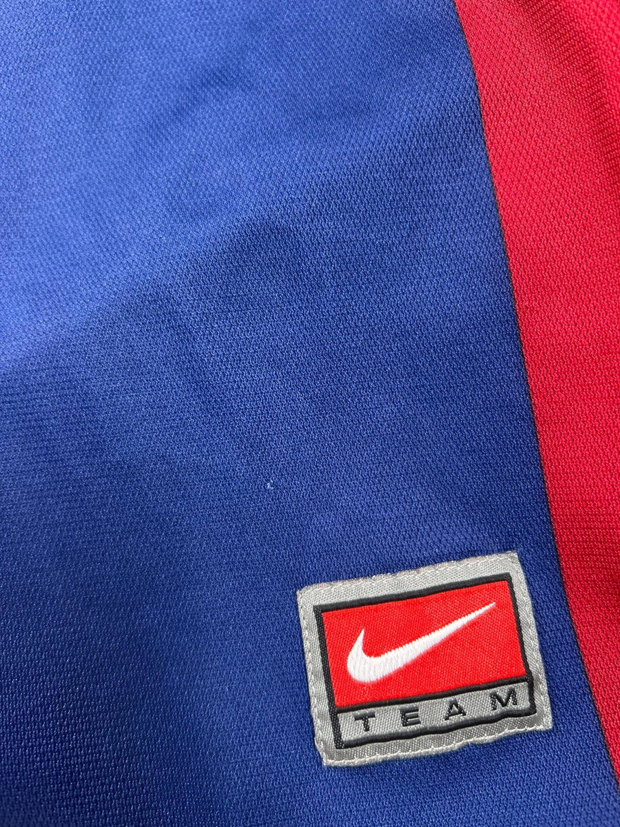 1998/99 Barcelona Rivaldo #11 Home Shirt (L)