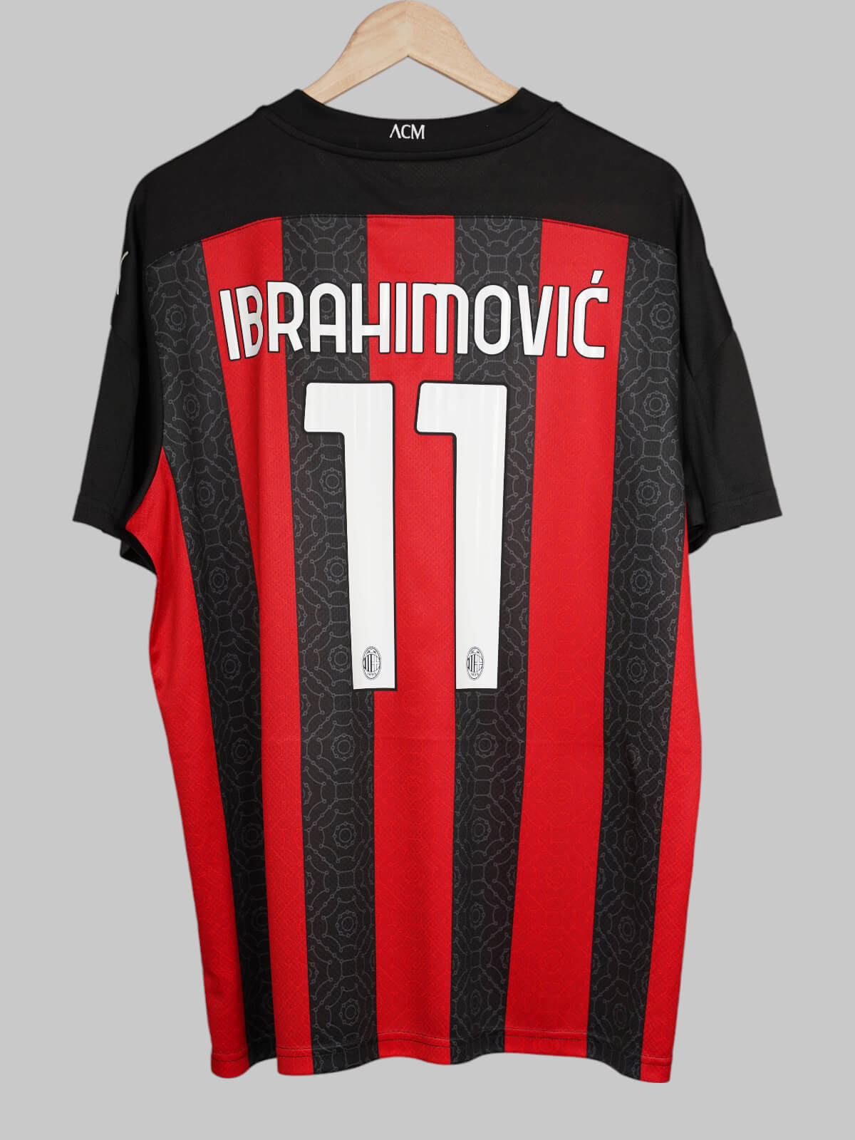 AC Milan Home Shirt 2020/21 Ibrahimovic #11 (XL)
