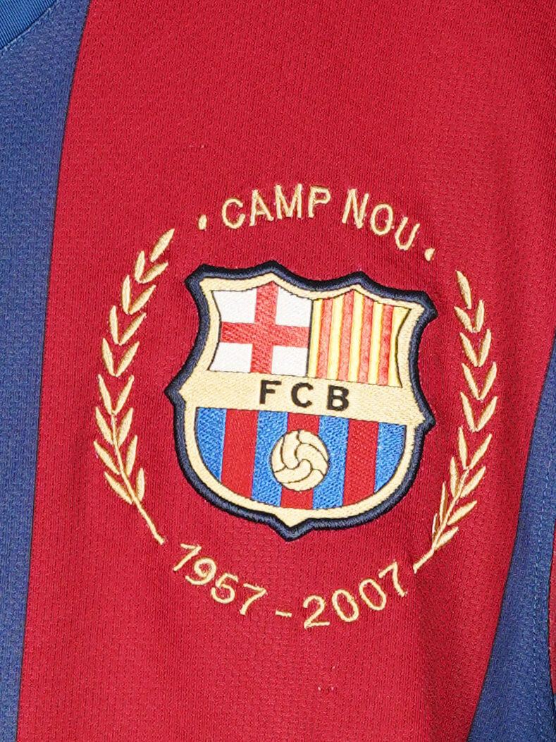 2007/08 Barcelona Messi #19 Home Shirt (M)