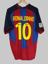 2003/4 Barcelona Ronaldinho #10 Home Shirt (L)