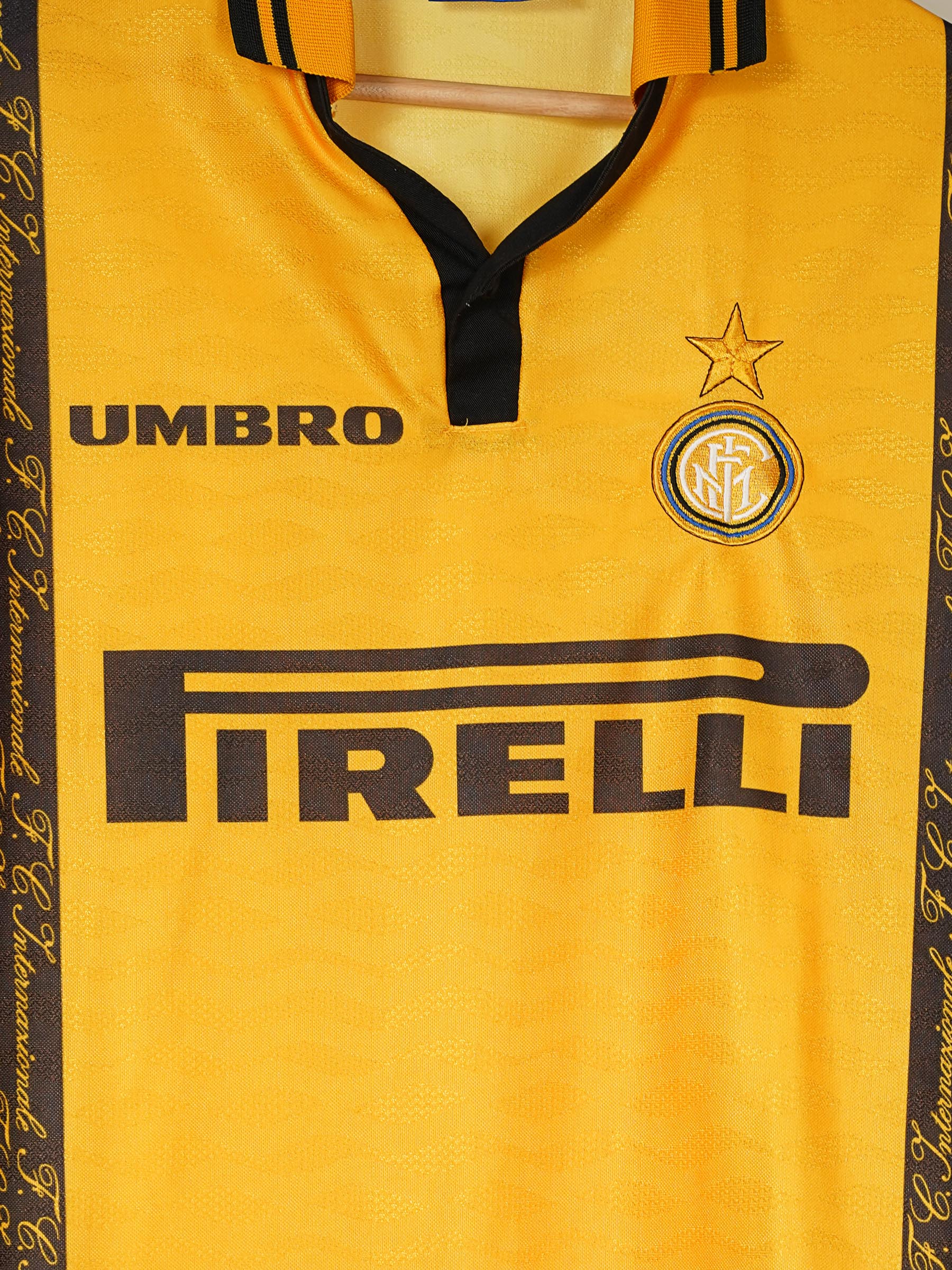 Inter Milan Third Shirt 1996/97 (M)