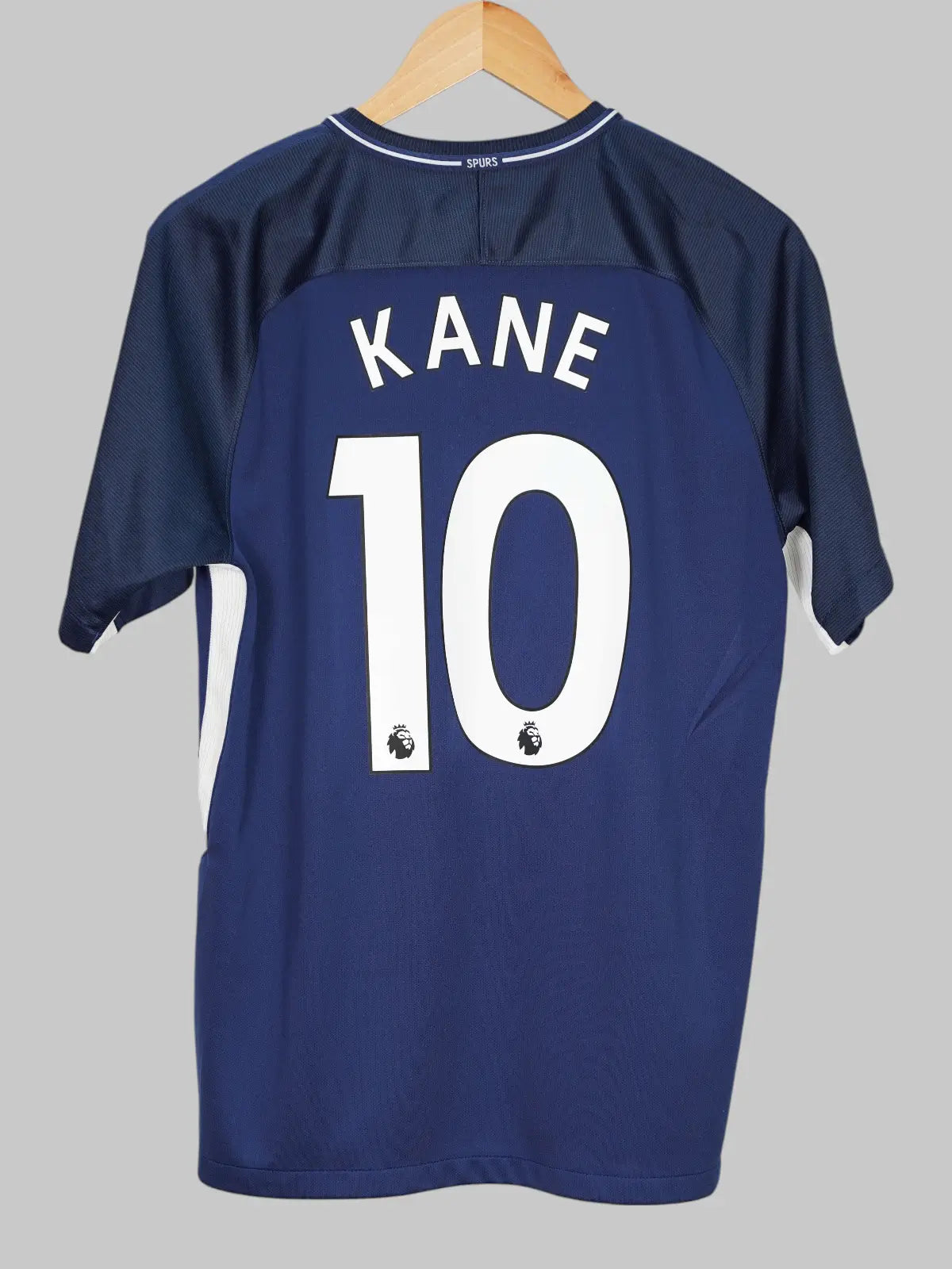 Tottenham Hotspur Away Shirt 2017/18 Kane #10 (M)