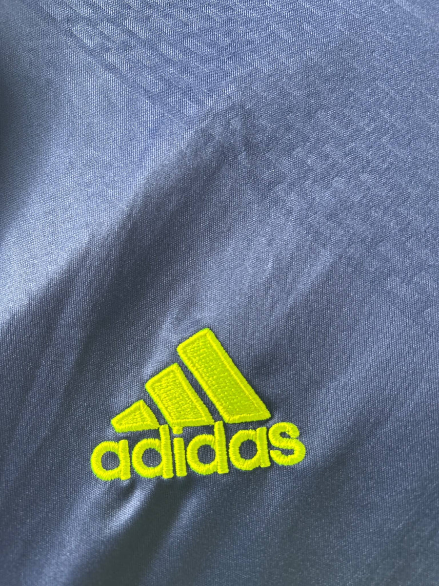 2010/11 Ajax Suarez #16 Away Shirt (M)