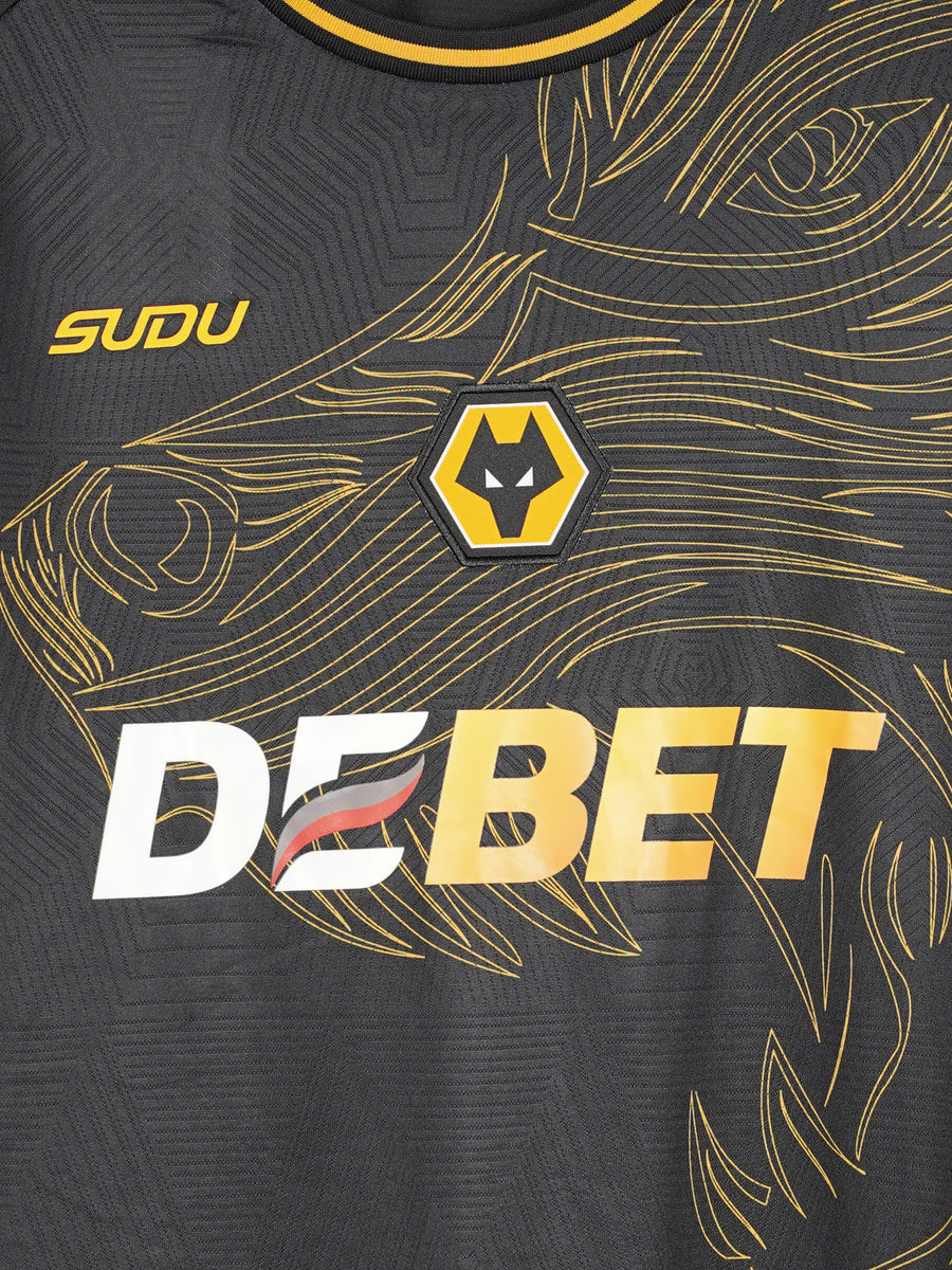 2024/25 Wolverhampton Wanderers Cunha #10 Away Shirt L/S (XL)
