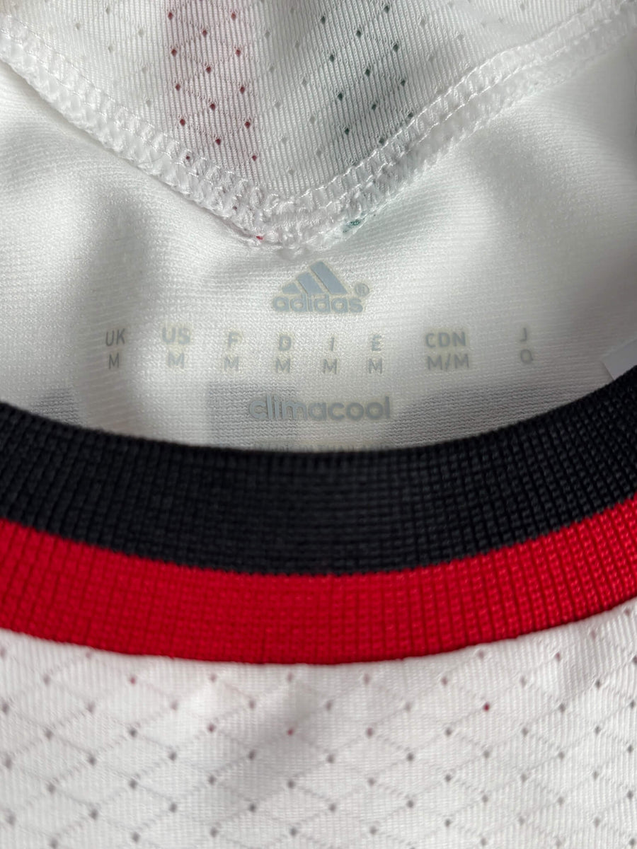 2013/14 AC Milan Kaka #22 Away Shirt (M)